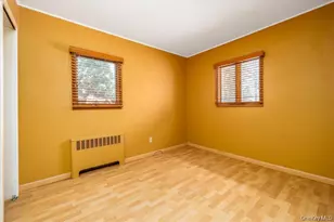 159 Nevada St, Hicksville, NY 11801 - Photo 7