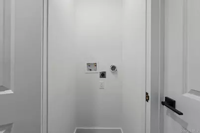 10224 Avenue K, Brooklyn, NY 11236 - Photo 5