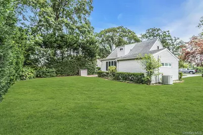 2782 Harvey Avenue, Oceanside, NY 11572 - Photo 19