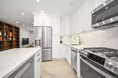 138-08 76th Avenue, Kew Gardens, NY 11367 - Photo 5