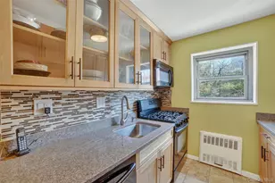 222 N Broadway, Yonkers, NY 10701 - Photo 17