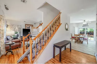 4 Pheasant Court, Riverhead, NY 11901 - Photo 5