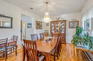 4 Pheasant Ct, Riverhead, NY 11901 - Photo 11