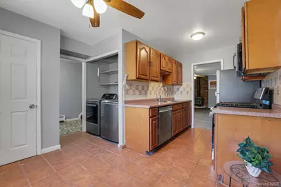 66 Patio Road, Middletown, NY 10941 - Photo 7