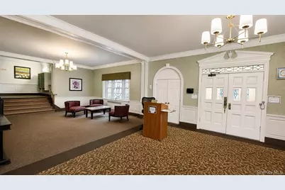 84-49 168th Street #2V, Jamaica, NY 11432 - Photo 5