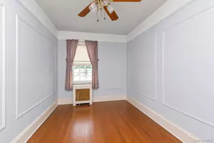 67 Dartmouth St, Valley Stream, NY 11581 - Photo 15