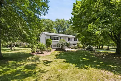 21 Arbor Lane, Bardonia, NY 10954 - Photo 3