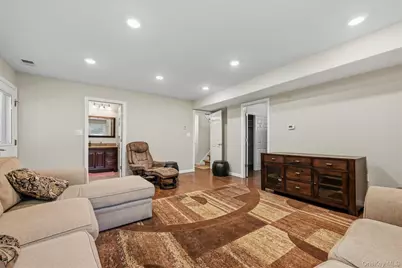 21 Arbor Lane, Bardonia, NY 10954 - Photo 29
