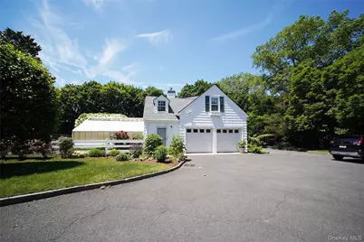 416 Ridgeway, White Plains, NY 10605 - Photo 1