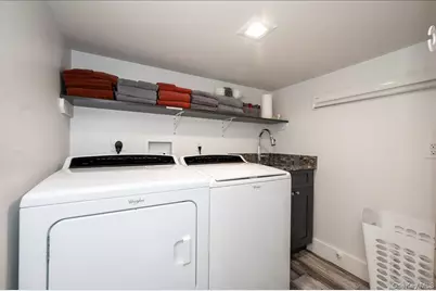 47 E Penn Street #Lower, Long Beach, NY 11561 - Photo 11