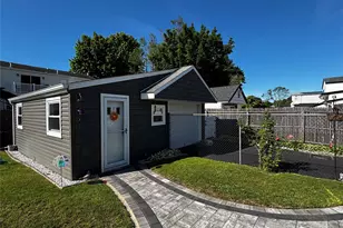 1467 4th St, West Babylon, NY 11704 - Photo 7