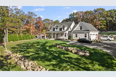 182 Farm Road E, Wading River, NY 11792 - Photo 3