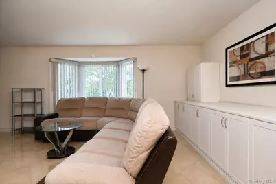 64 Amanda Court, New York, NY 10312 - Photo 23