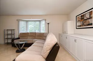 64 Amanda Ct, New York, NY 10312 - Photo 23