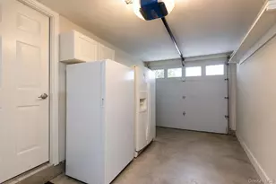 64 Amanda Ct, New York, NY 10312 - Photo 7