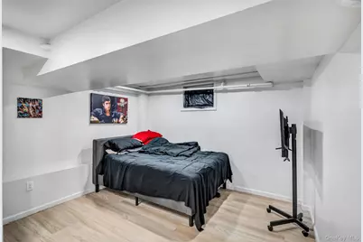 1651 Hering Avenue, Bronx, NY 10461 - Photo 41
