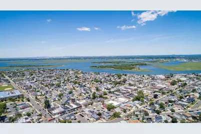 1036 California Place N, Island Park, NY 11558 - Photo 39