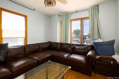 1036 California Place N, Island Park, NY 11558 - Photo 15