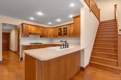 40 Frankel Road, Massapequa, NY 11758 - Photo 7