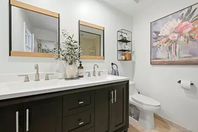 39 E Neck Road, Huntington, NY 11743 - Photo 17