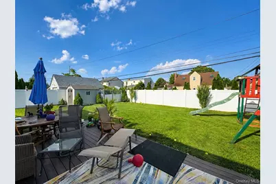 183 Lee Avenue, Hicksville, NY 11801 - Photo 23