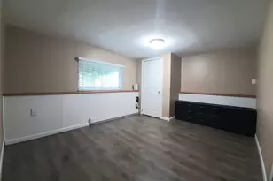532 Washington Ave, Newburgh, NY 12550 - Photo 15
