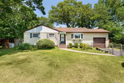 203 Hall Street, Port Jefferson Station, NY 11776 - Photo 23