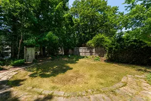 203 Hall St, Port Jefferson Station, NY 11776 - Photo 21