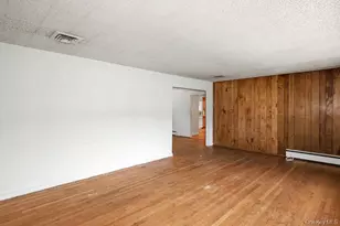 305 Nielson St, Dix Hills, NY 11746 - Photo 5