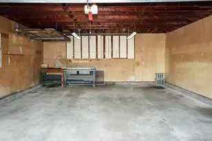 305 Nielson St, Dix Hills, NY 11746 - Photo 3