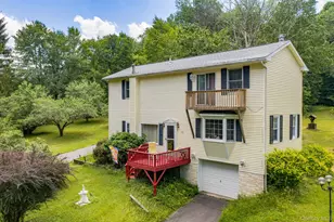 10 Hoffman Rd, Fremont Center, NY 12741 - Photo 3