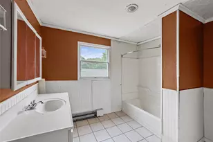 10 Windsor Pl, Shirley, NY 11967 - Photo 33