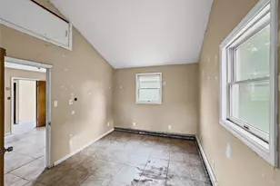 10 Windsor Pl, Shirley, NY 11967 - Photo 27
