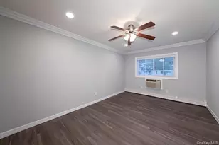 319 Brook Ave, Bay Shore, NY 11706 - Photo 5