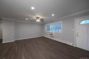 319 Brook Ave, Bay Shore, NY 11706 - Photo 3