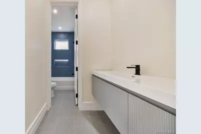 20 Singer Avenue #201, Spring Valley, NY 10977 - Photo 35
