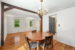2 Cobblestone Rd, Airmont, NY 10952 - Photo 11
