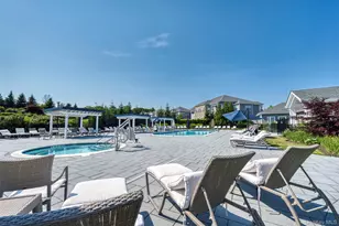 178 Summer Cir, East Northport, NY 11731 - Photo 37