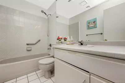664 Arthur Street, Baldwin, NY 11510 - Photo 17