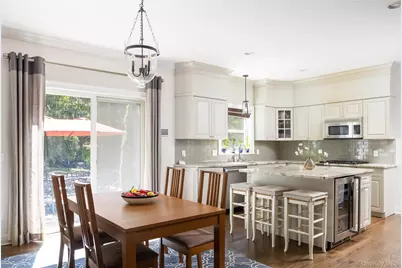 11 Hildreth Road, Hampton Bays, NY 11946 - Photo 5