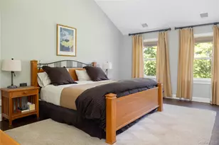 11 Hildreth Rd, Hampton Bays, NY 11946 - Photo 13