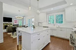 10 Cider Mill Cir, Armonk, NY 10504 - Photo 11