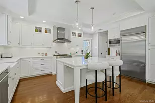 10 Cider Mill Cir, Armonk, NY 10504 - Photo 9