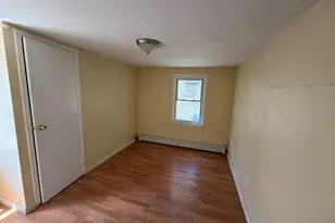 30 Pierson Ave, Hempstead, NY 11550 - Photo 9