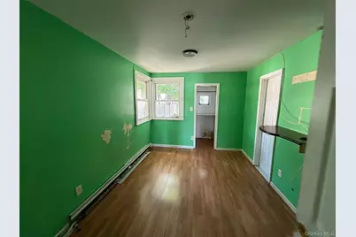30 Pierson Avenue, Hempstead, NY 11550 - Photo 5