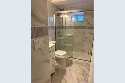 1 Atlantic Avenue #50, Farmingdale, NY 11735 - Photo 9