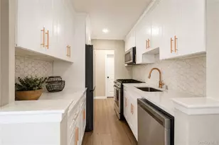 87-10 149th Ave, Ridgewood, NY 11414 - Photo 11