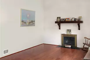 6 Lancaster Pl, South Huntington, NY 11746 - Photo 3