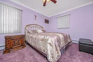6 Island St, Plainview, NY 11803 - Photo 9