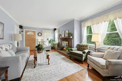 18 2nd Avenue, Port Jefferson, NY 11777 - Photo 5